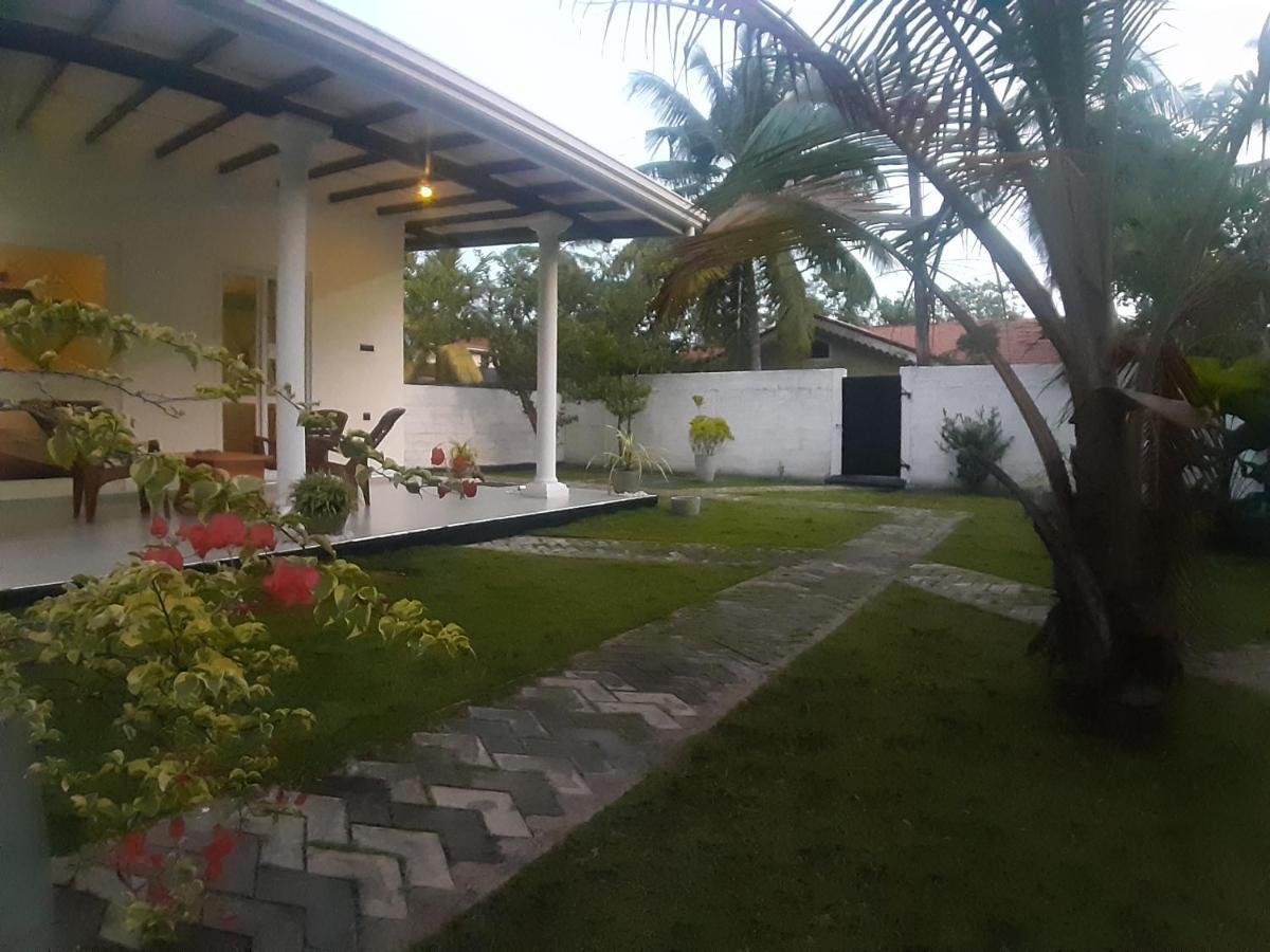 Ann Villa Negombo Exteriör bild