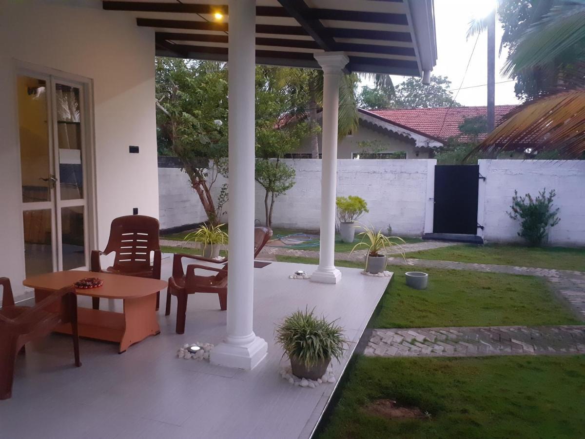 Ann Villa Negombo Exteriör bild