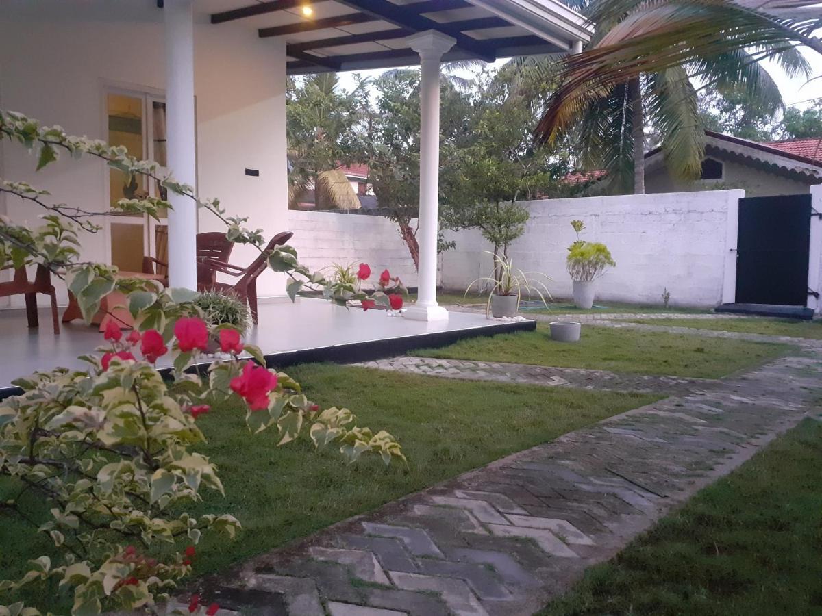 Ann Villa Negombo Exteriör bild