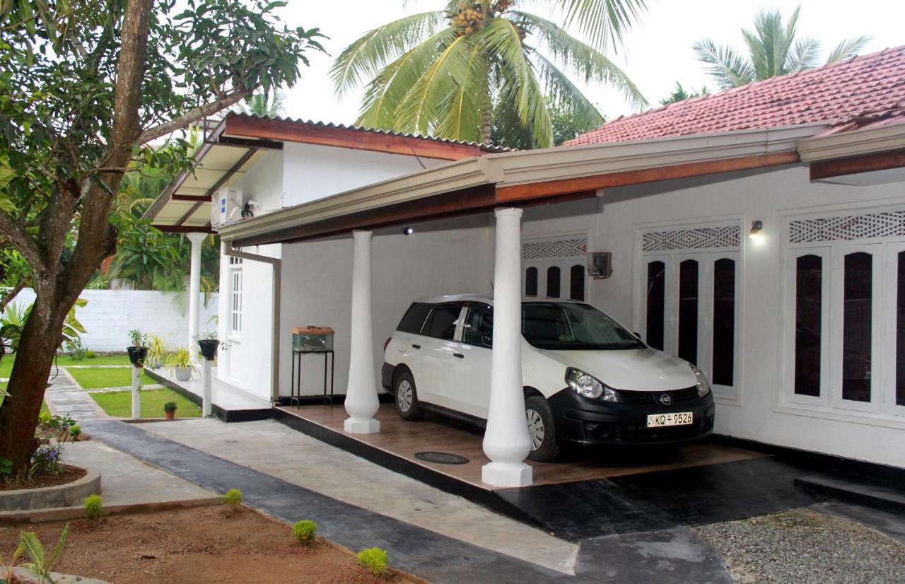 Ann Villa Negombo Exteriör bild